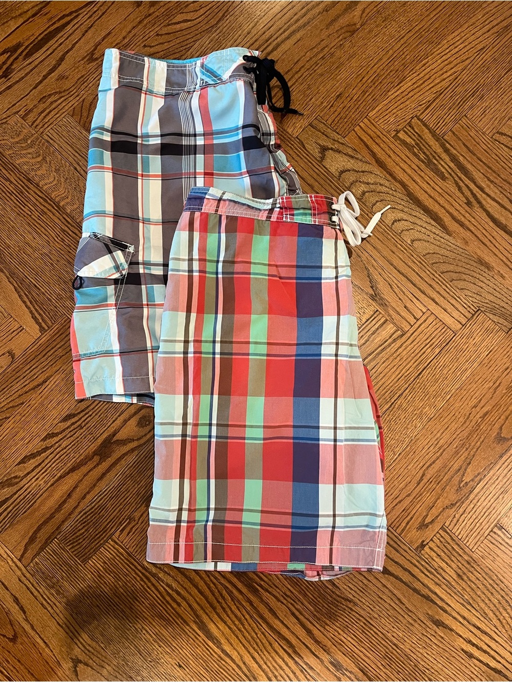 Two Pairs Old Navy Plaid Lined Men’s Swim Trunks/Board Shorts Style, Sz XXL, EUC